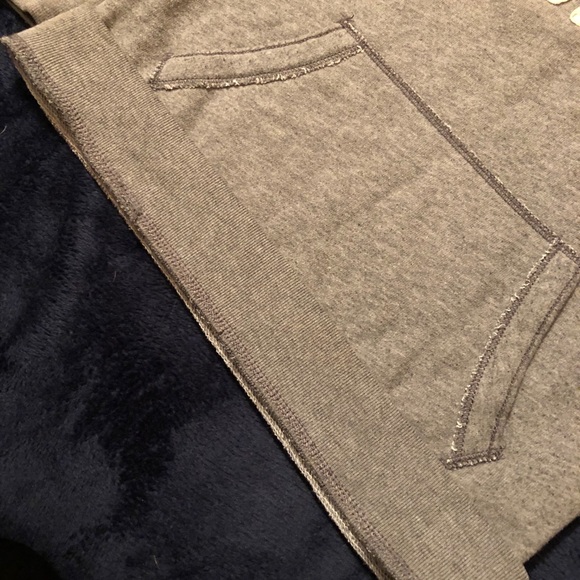 Gray Hollister Sweatshirt Size XS - Picture 3 of 7